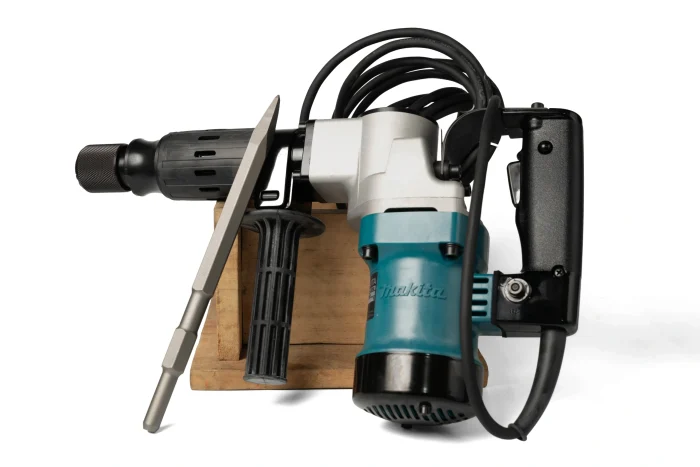 Makita Demolition Hammer (Breaker) HM0810TA - Image 1